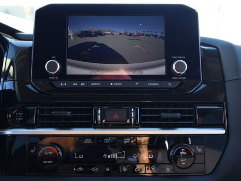 New 2025 Nissan Pathfinder SV w/ Cargo Package image 30