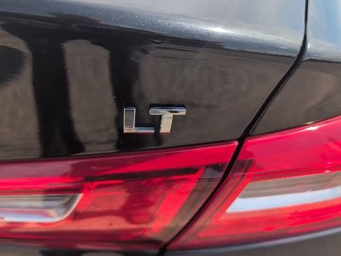 Used 2023 Chevrolet Malibu LT FWD image 15