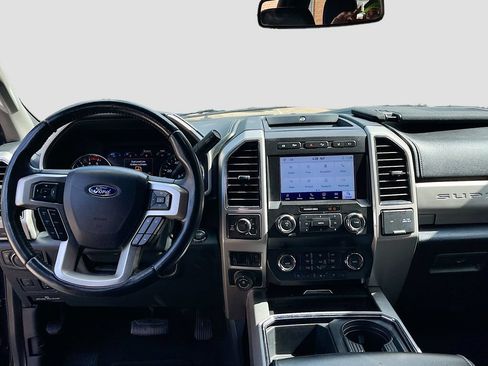 Used 2021 Ford F250 Lariat w/ Lariat Ultimate Package AWD/4WD image 9