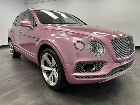 Used 2018 Bentley Bentayga image 9