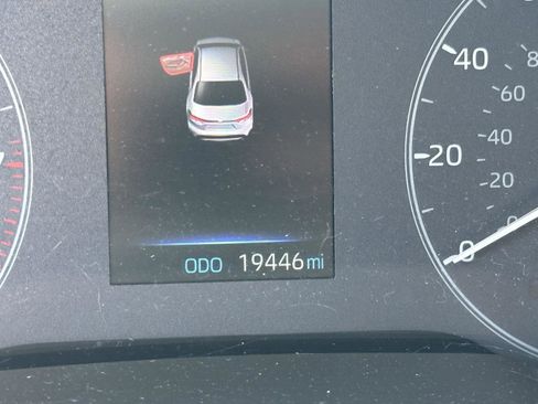 Certified 2024 Toyota Corolla SE FWD image 13