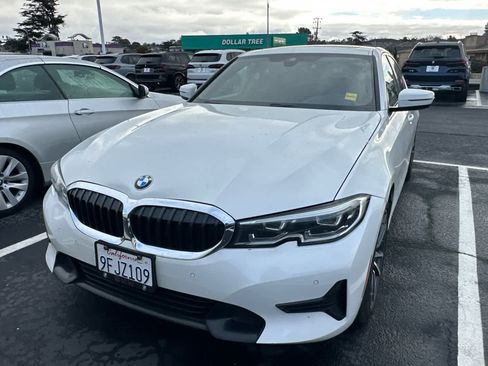 Used 2020 BMW 330i Sedan w/ Convenience Package image 6