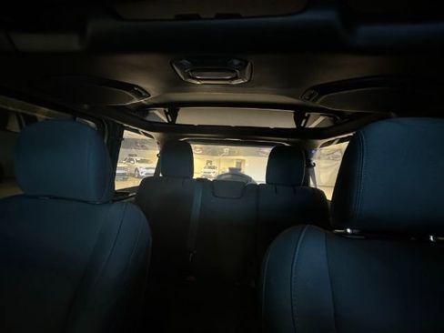 Used 2021 Jeep Wrangler Unlimited Sport AWD/4WD image 9