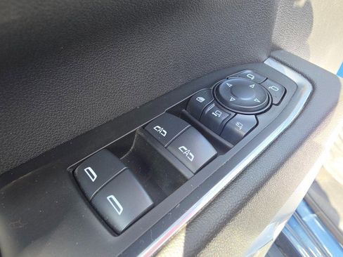 Used 2025 Chevrolet Silverado 2500 High Country image 37