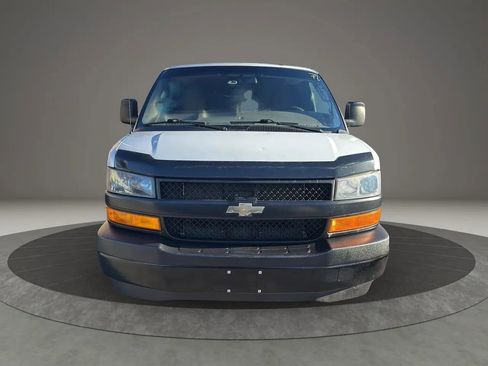 Used 2019 Chevrolet Express 2500 w/ Driver Convenience Package image 2