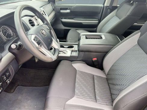 Used 2016 Toyota Tundra SR5 w/ SR5 Upgrade Package RWD image 5