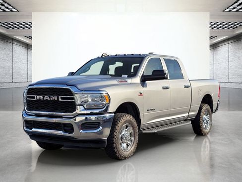 Used 2022 RAM 2500 Tradesman w/ Chrome Appearance Group image 11