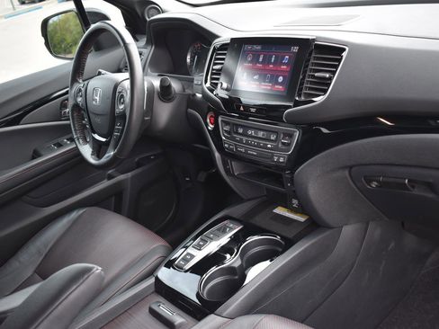 Used 2023 Honda Ridgeline Black Edition image 12