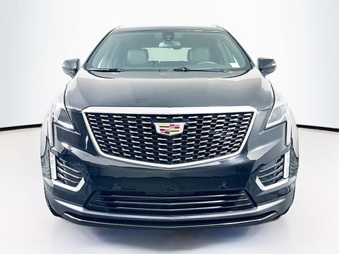Used 2022 Cadillac XT5 Luxury image 2