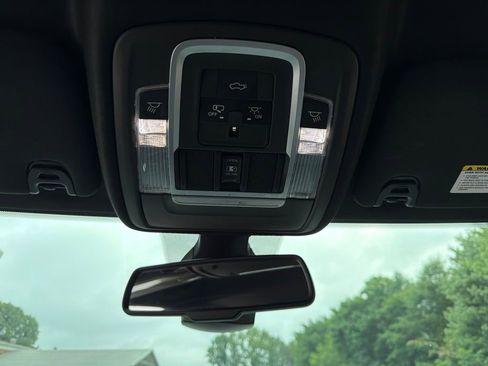 Used 2019 RAM 2500 Laramie w/ Night Edition AWD/4WD image 38