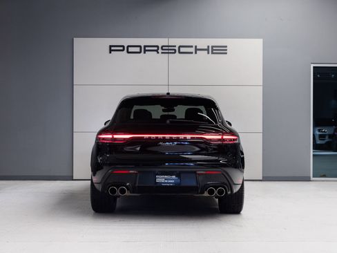 Certified 2023 Porsche Macan S AWD/4WD image 6