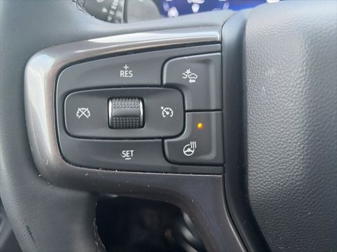 Used 2023 Chevrolet Silverado 1500 High Country w/ High Country Premium Package AWD/4WD image 23