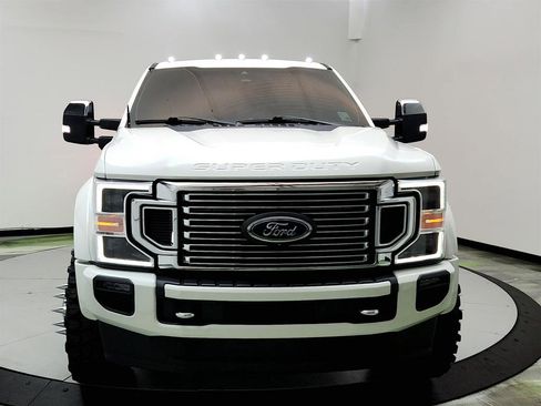 Used 2021 Ford F450 Platinum w/ FX4 Off-Road Package image 2