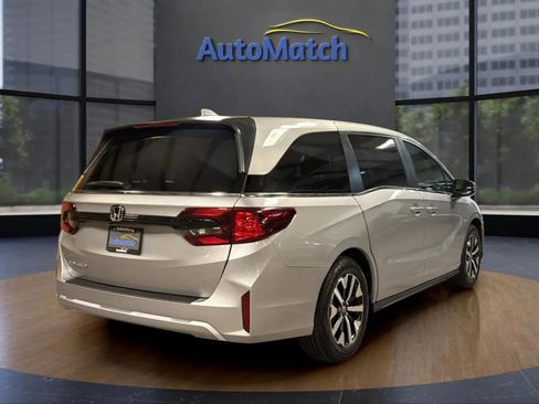 Used 2025 Honda Odyssey EX-L image 10