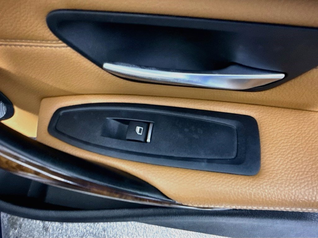Used 2018 BMW 430i Convertible RWD image 28