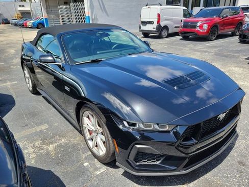 Used 2024 Ford Mustang GT Premium RWD image 2