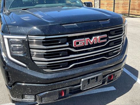 Used 2025 GMC Sierra 1500 AT4 w/ AT4 Premium Package AWD/4WD image 20