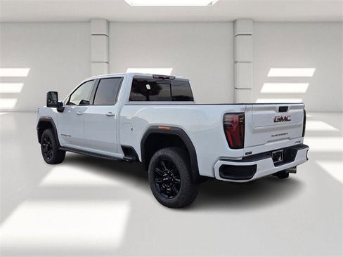 New 2026 GMC Sierra 2500 AT4 image 3