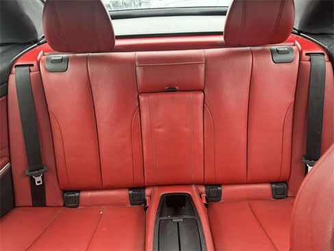 Used 2018 BMW 440i xDrive Convertible image 13