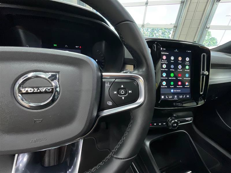 Used 2023 Volvo XC40 B5 Core AWD/4WD image 18