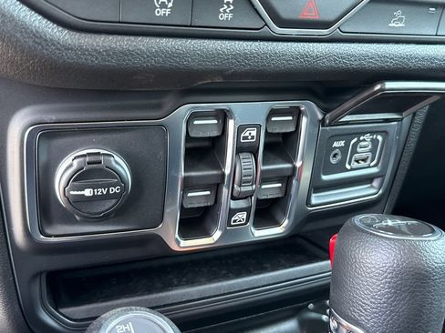 New 2026 Jeep Gladiator Sport AWD/4WD image 26
