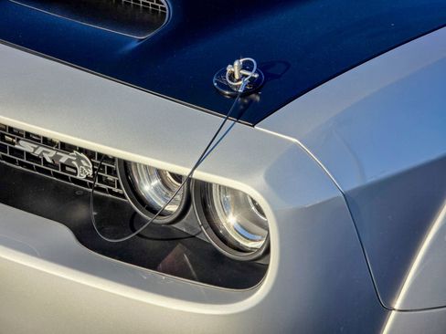 Used 2020 Dodge Challenger SRT Hellcat Redeye image 14