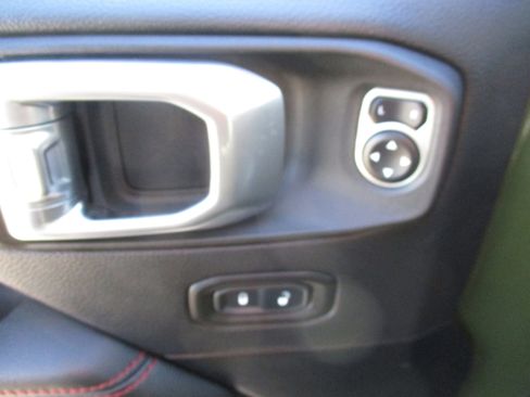 Used 2021 Jeep Wrangler Unlimited Rubicon w/ Uconnect 4C Nav & Sound Group image 38