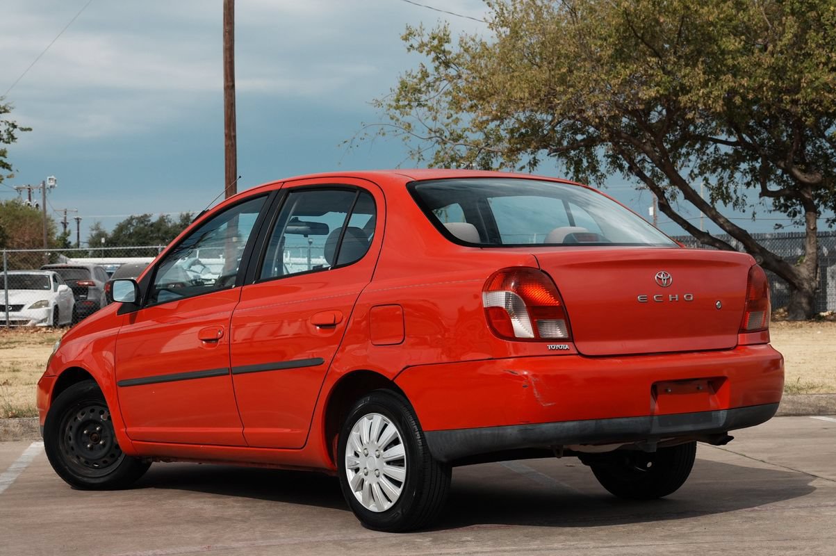 Used 2001 Toyota Echo Sedan FWD image 4