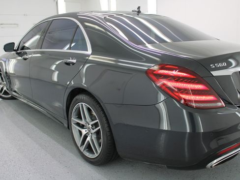 Used 2018 Mercedes-Benz S 560 Sedan image 16