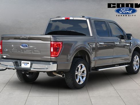 Used 2022 Ford F150 XLT w/ Equipment Group 302A High AWD/4WD image 3