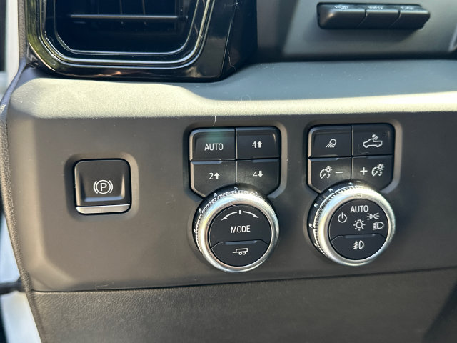 Certified 2024 GMC Sierra 1500 AT4 w/ Technology Package AWD/4WD image 26