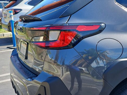Used 2024 Subaru Crosstrek 2.0i Premium AWD/4WD image 11