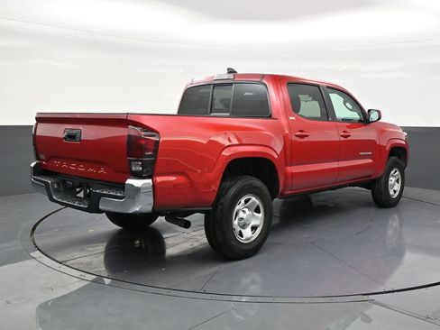 Used 2022 Toyota Tacoma SR5 RWD image 5