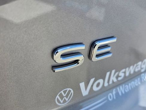 New 2026 Volkswagen Atlas Cross Sport SE FWD image 11
