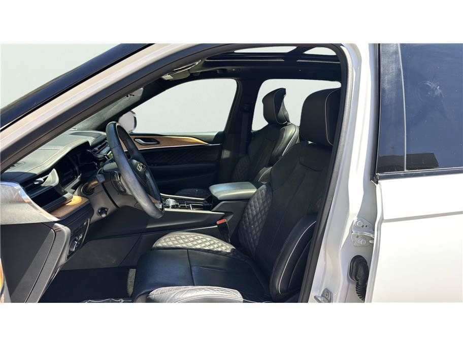 Used 2022 Jeep Grand Cherokee Summit AWD/4WD image 11
