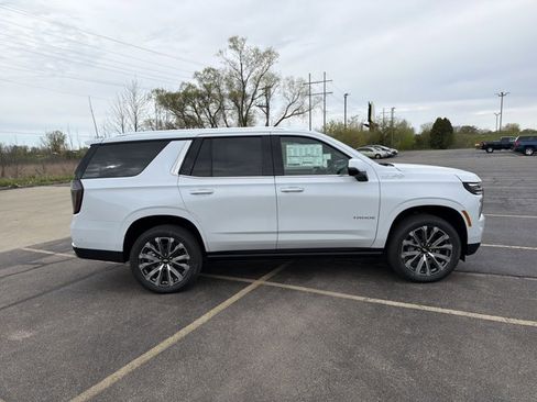 New 2026 Chevrolet Tahoe High Country AWD/4WD image 4