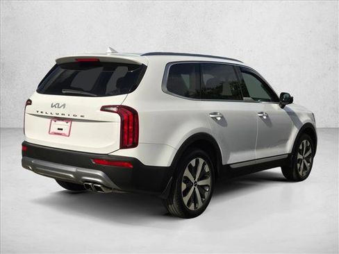 Used 2022 Kia Telluride S image 5