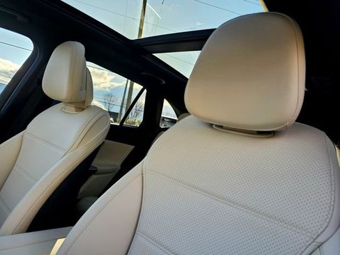Certified 2023 Mercedes-Benz GLC 300 4MATIC image 19