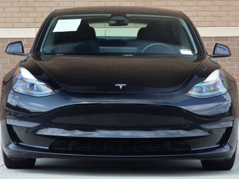 Used 2021 Tesla Model 3 Standard Range Plus RWD image 6