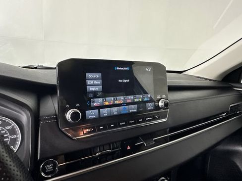 Used 2022 Mitsubishi Outlander SE FWD image 12