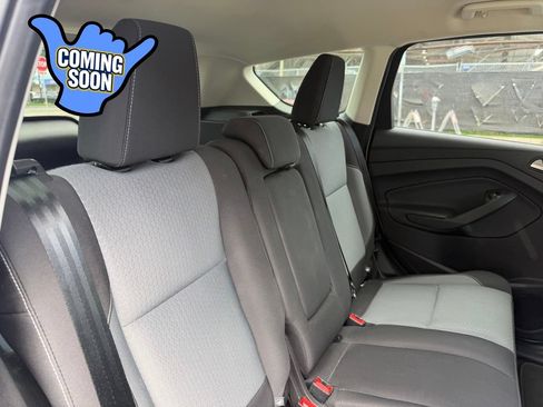 Used 2018 Ford Escape SE w/ SE Sync 3 Package FWD image 14
