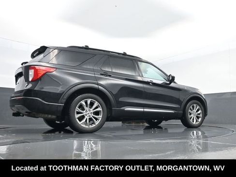 Used 2020 Ford Explorer XLT w/ Equipment Group 202A image 25