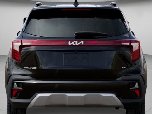 New 2026 Kia Seltos S AWD/4WD image 7