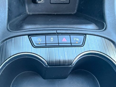 Used 2021 GMC Acadia SLT w/ Elevation Edition image 34