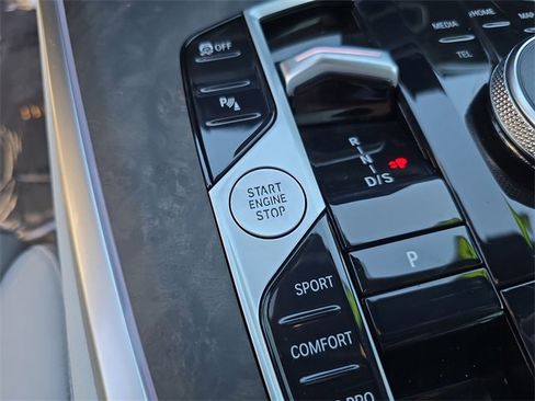 Used 2025 BMW X5 xDrive40i image 28