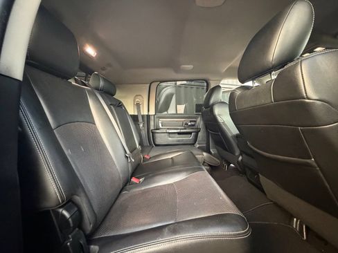 Used 2016 RAM 2500 Laramie w/ Convenience Group AWD/4WD image 30