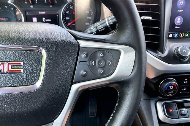 Used 2023 GMC Acadia SLT w/ Preferred Package AWD/4WD image 21