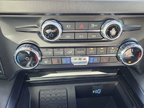 Used 2026 Ford F450 Platinum AWD/4WD image 39