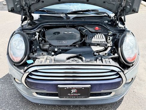 Used 2018 MINI Cooper 4-Door Hardtop w/ Premium Package FWD image 19