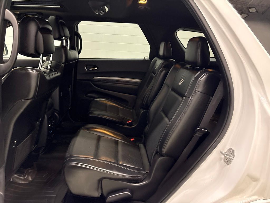 Used 2020 Dodge Durango R/T w/ Blacktop Package AWD/4WD image 31